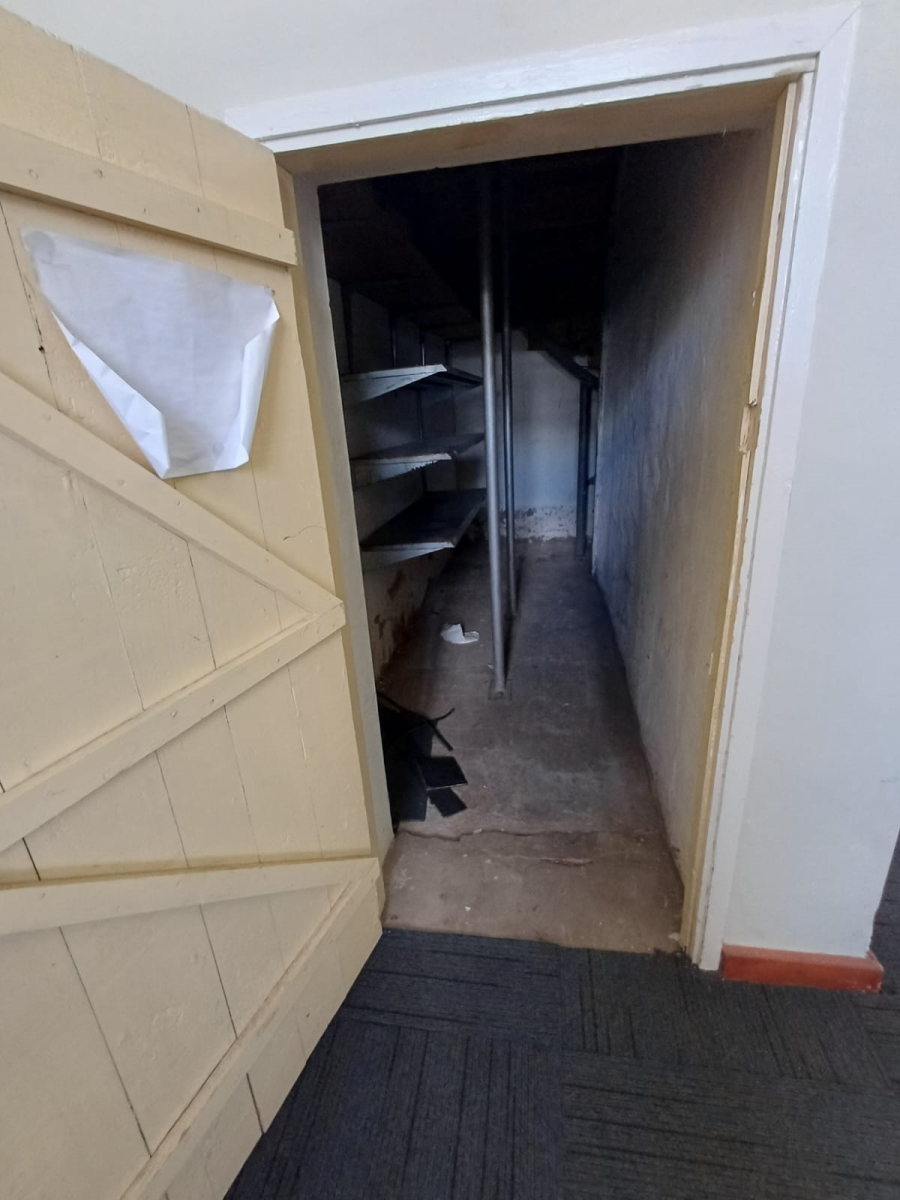 To Let commercial Property for Rent in Queenstown Central Eastern Cape